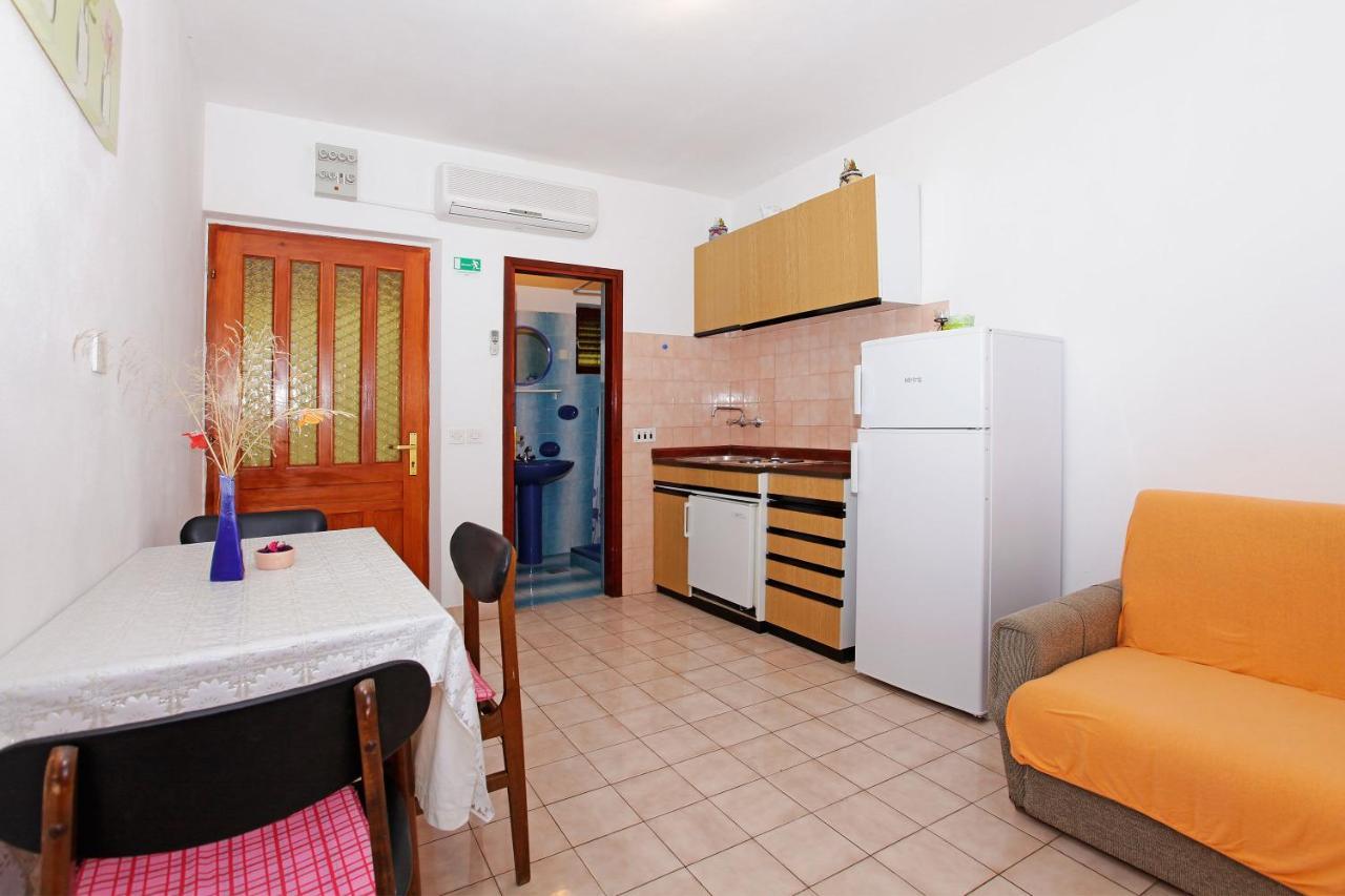 Apartments By The Sea Prizba, Korcula - 12648 Luaran gambar